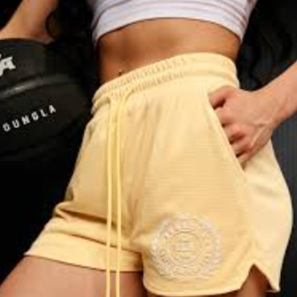 Young LA Women's Medium Basketball Shorts Butter Yellow Mesh